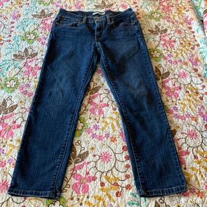 Levi’s boyfriend jeans